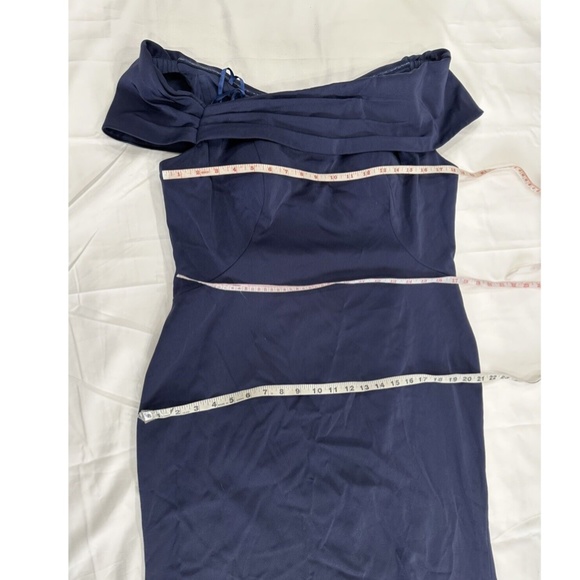 NEW La Femme Off the Shoulder Gown Navy Size 12 - Picture 7 of 10